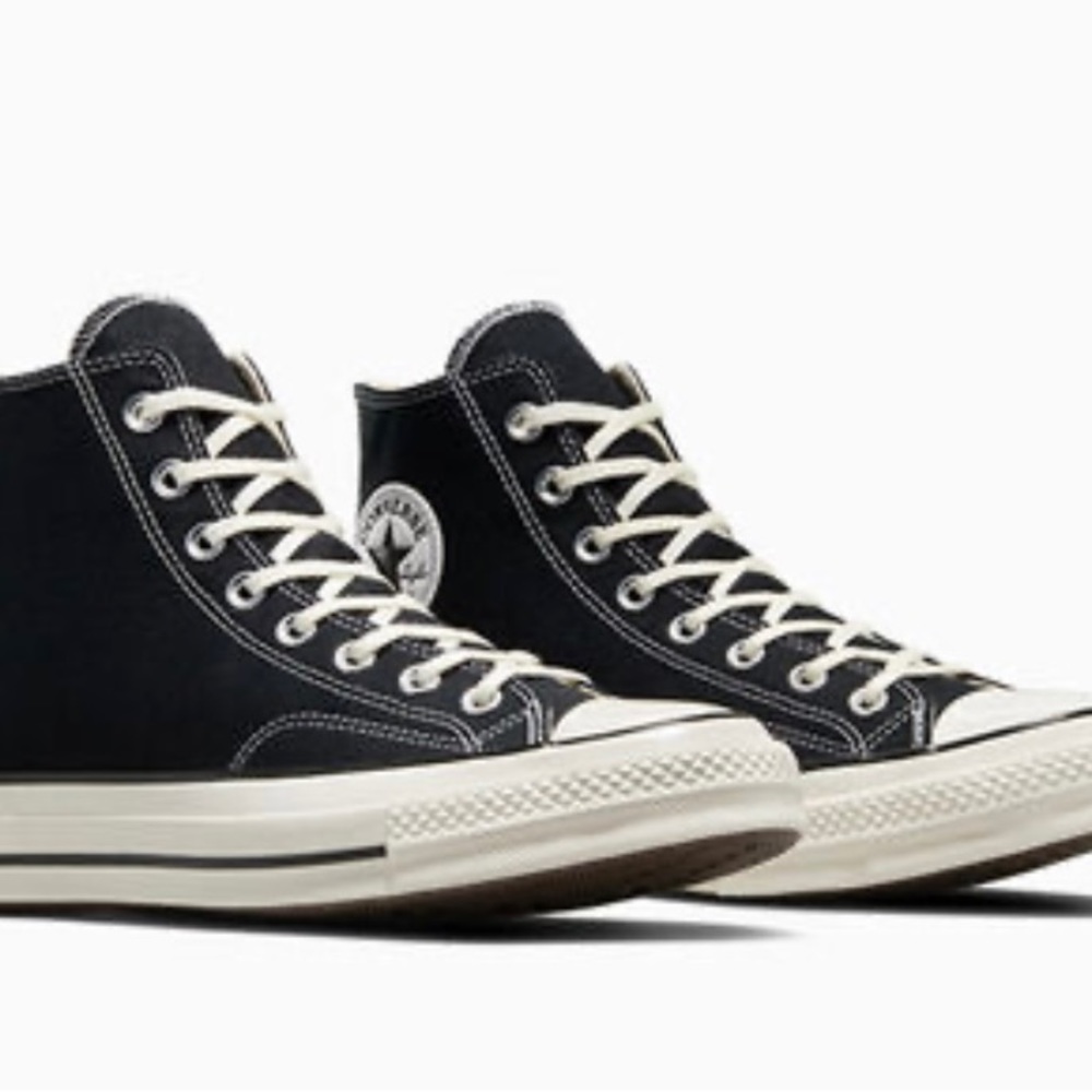 ❌SOLD❌ 👀NWT👀 Converse Chuck Taylor
All Star High-Top Classic Sneakers - Picture 4 of 15